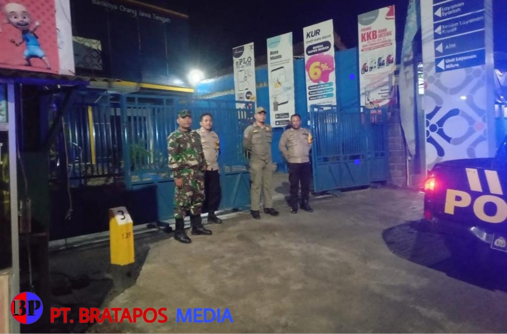 Patroli Malam Polsek Ngawen Polres Blora Sasar Daerah Rawan
