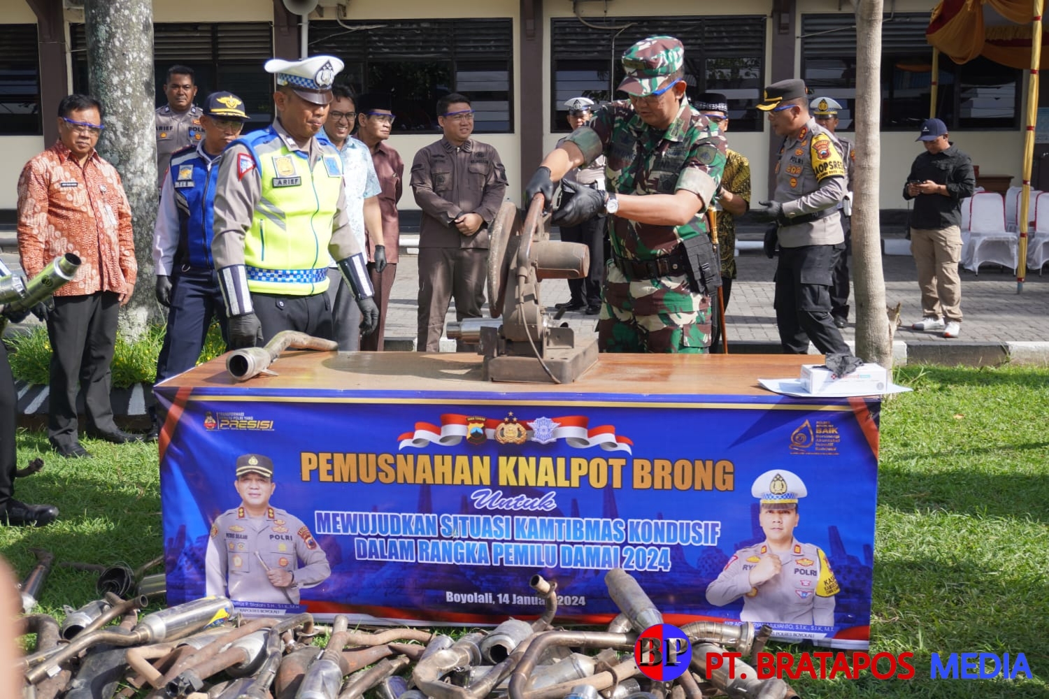 Dandim Boyolali Turut Musnahkan Knalpot Brong