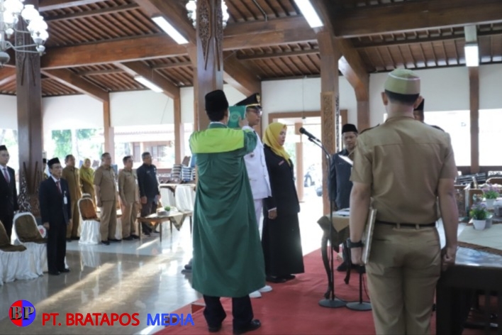 Lantik 23 ASN, Bupati Kebumen Minta Pejabat Tak Bersantai-santai