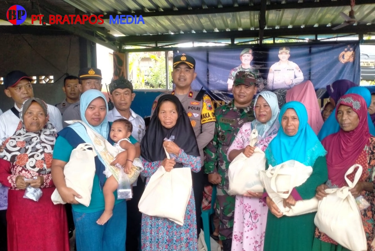 TNI Polri Gelar Bakti Sosial di Desa Bangkok