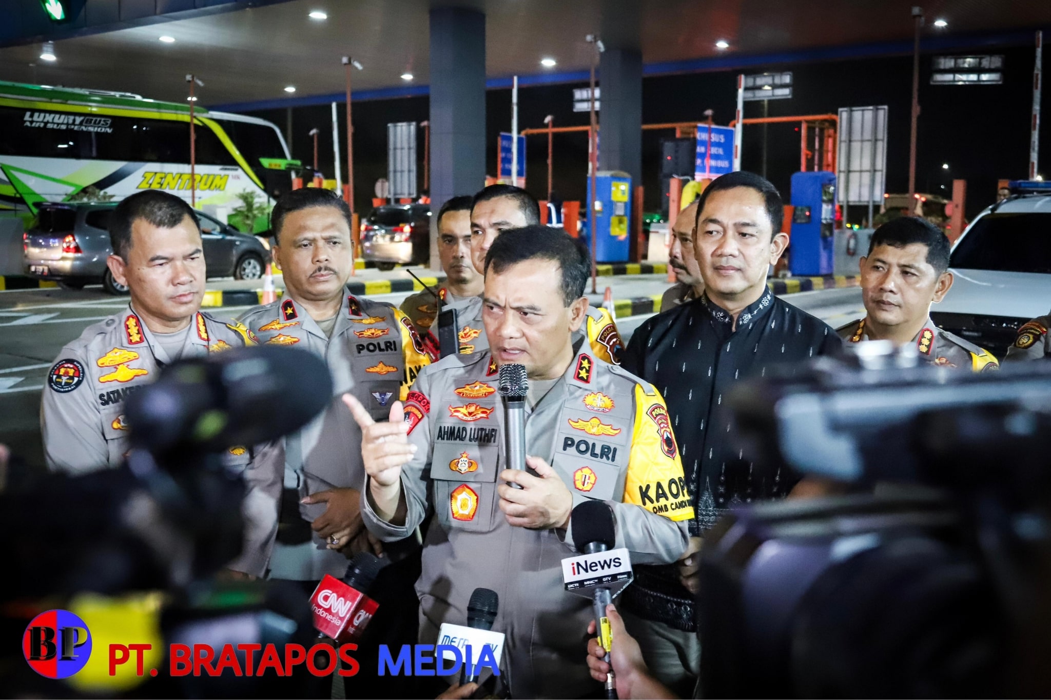 H-3 Lebaran, Kapolda Jateng Terus Pantau Perkembangan Arus Mudik di GT Kalikangkung