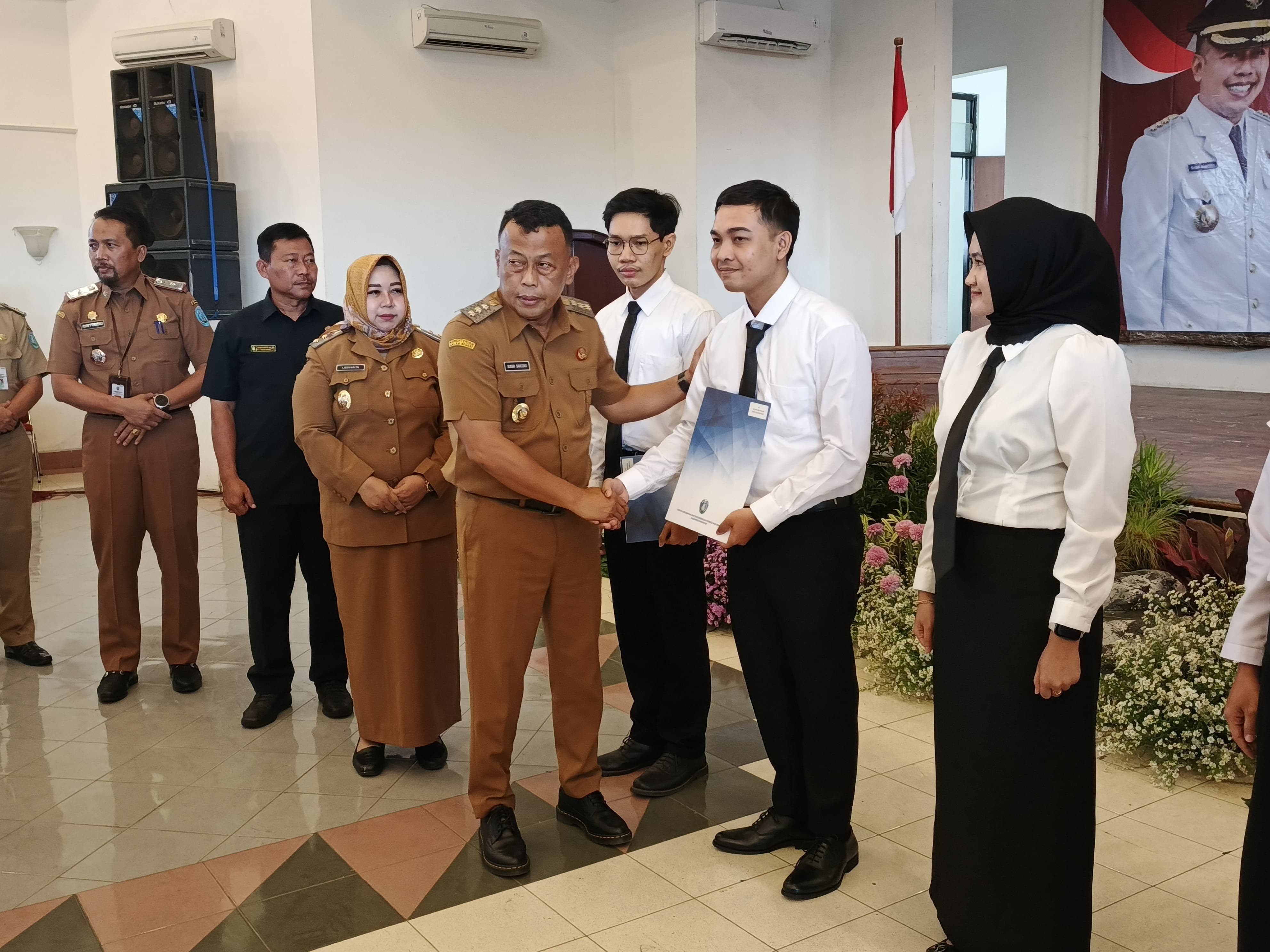 304 CPNS Di Ponorogo Terima SK, Bupati Berpesan : Junjung Tinggi Integritas, Jauhi Praktik Korupsi, Kedepankan Pelayanan Publik