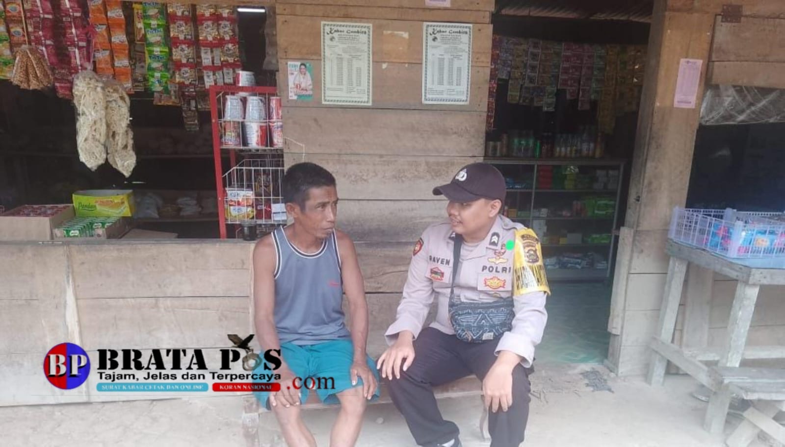 Untuk Ciptakan Situasi Yang Aman dak Kondusif Bhabinkamtibmas Polsek Lalan Laksanakan Giat Patroli dan Silaturahmi