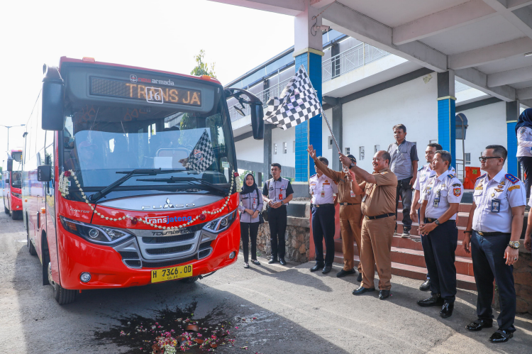 Pemprov Tambah Armada BRT Trans Jateng Rute Semarang-Kendal dan Solo-Sukoharjo-Wonogiri, Untuk Tingkatkan Pelayanan