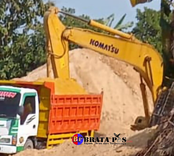 Sempat Tutup, Diduga Tak Mengantongi Ijin, Tambang Pasir Di Jamprong Beraktifitas Kembali