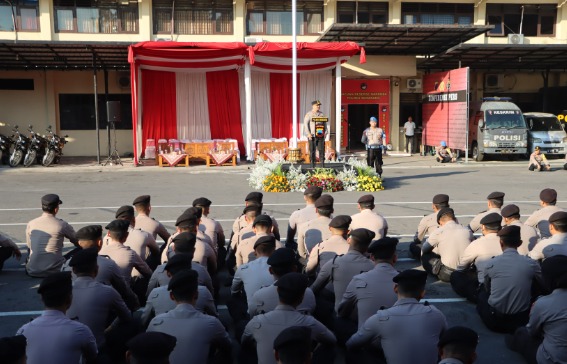 Hari Terakhir Mengambil Apel di Polres Semarang, AKBP Oka Ucapkan Terimakasih.