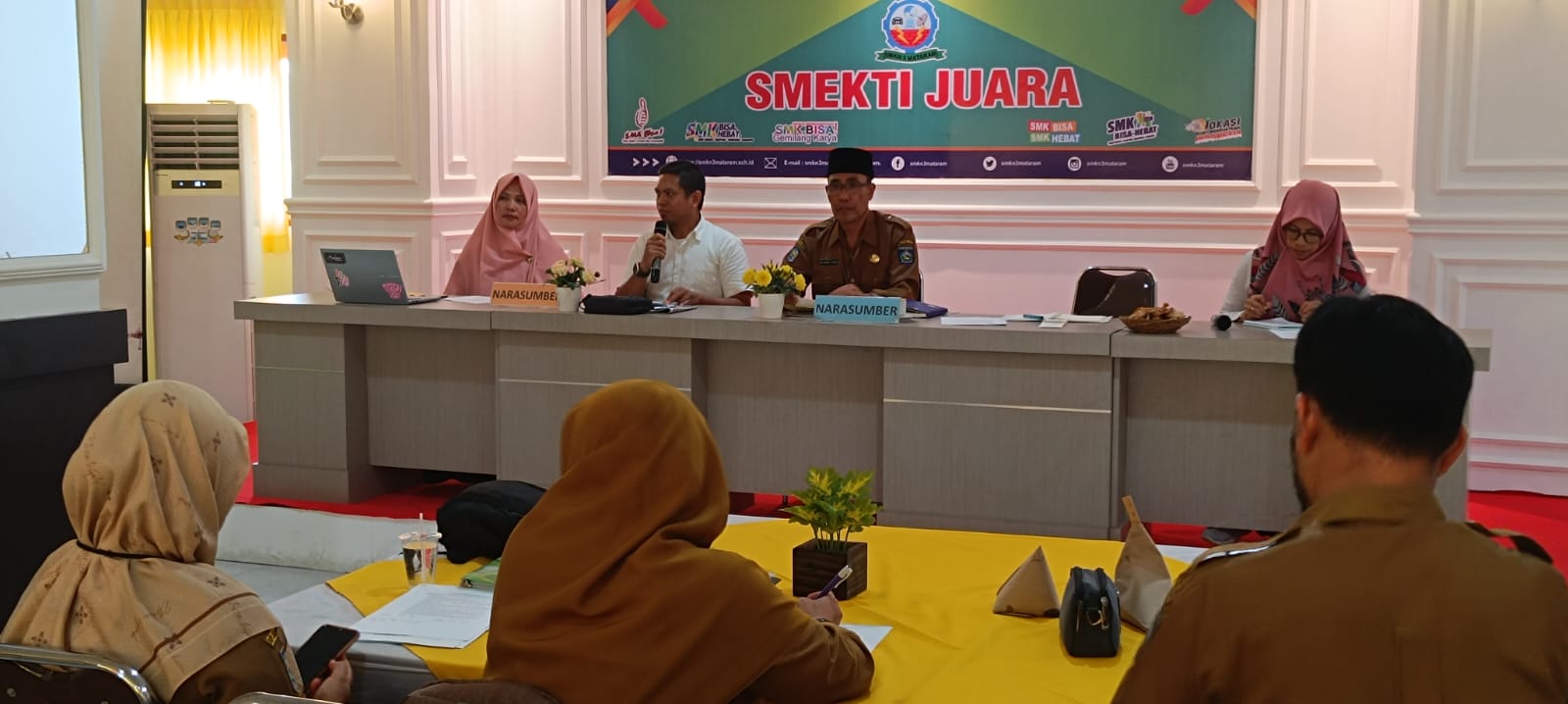 SMKN 3 Mataram Membentuk Komite Pembelajar Dengan Nama "KOMBEL CAKEP"
