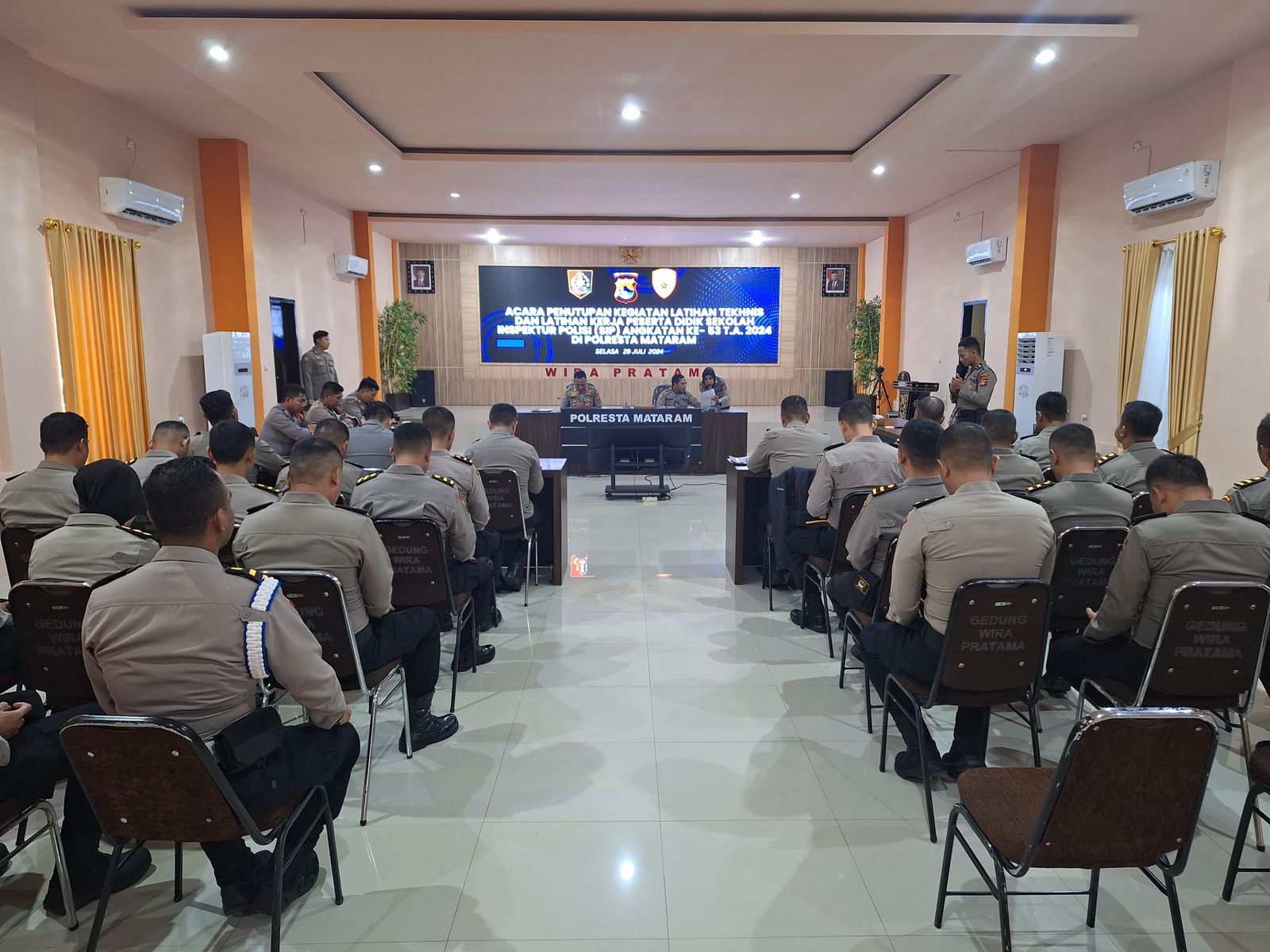 Tutup Latnis dan Latja Peserta Didik SIP Ke-53, Pesan Wakapolresta Mataram Perwira Harus Bisa Mencari Solusi