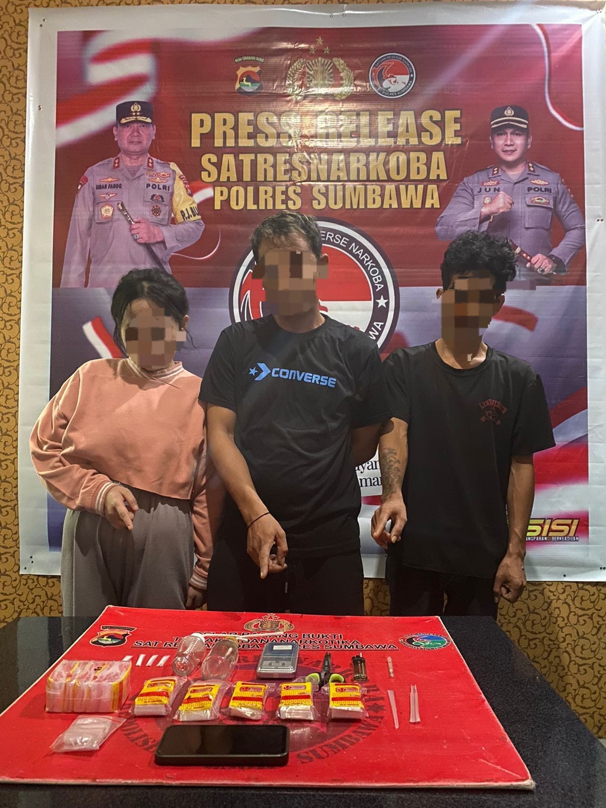 Satresnarkoba Polres Sumbawa Amankan Dua Pria dan Satu Wanita Hendak Transaksi Sabu