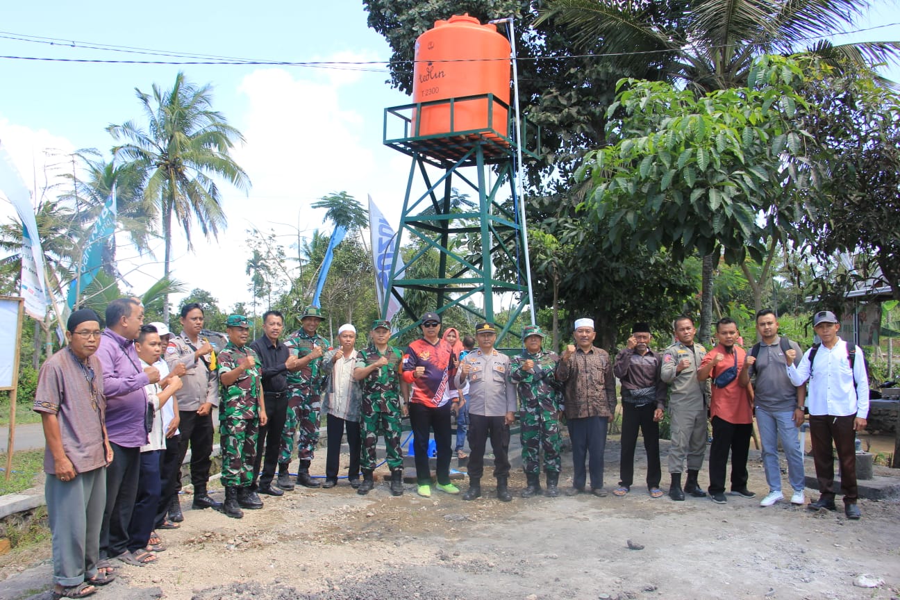 TMMD ke-121 Kodim 1615/Lotim Bantu Masyarakat Atasi Kesulitan Air Bersih di Dusun Lengkok Ratu Desa Kesik