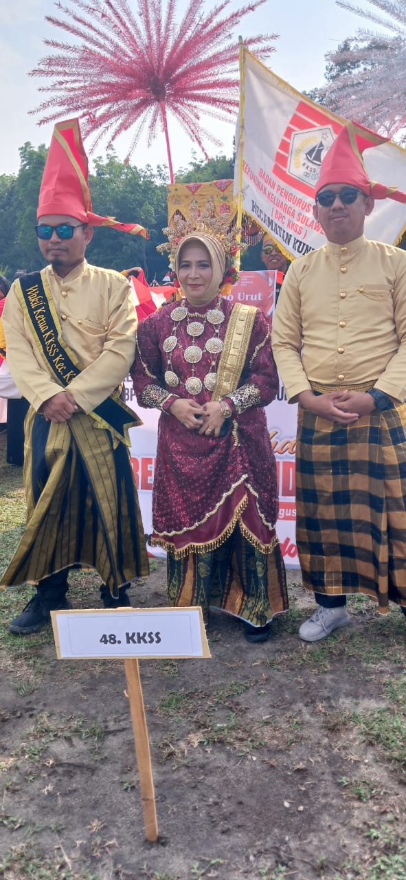 BPC KKSS Ikut Beramaikan Pawai Pembangunan di HUT RI 79 di Tanjung Batu Kundur.