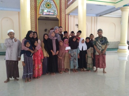 Santunan Anak Yatim ; Cara Praktis Membantu Mereka dengan Ikhlas