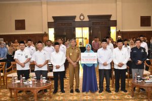 Pembekalan dan Pendistribusian Modal Usaha bagi 3500 Mustahik Produktif Tahun 2024 Wilayah Kabupaten Karanganyar dan Kabupaten Sragen.
