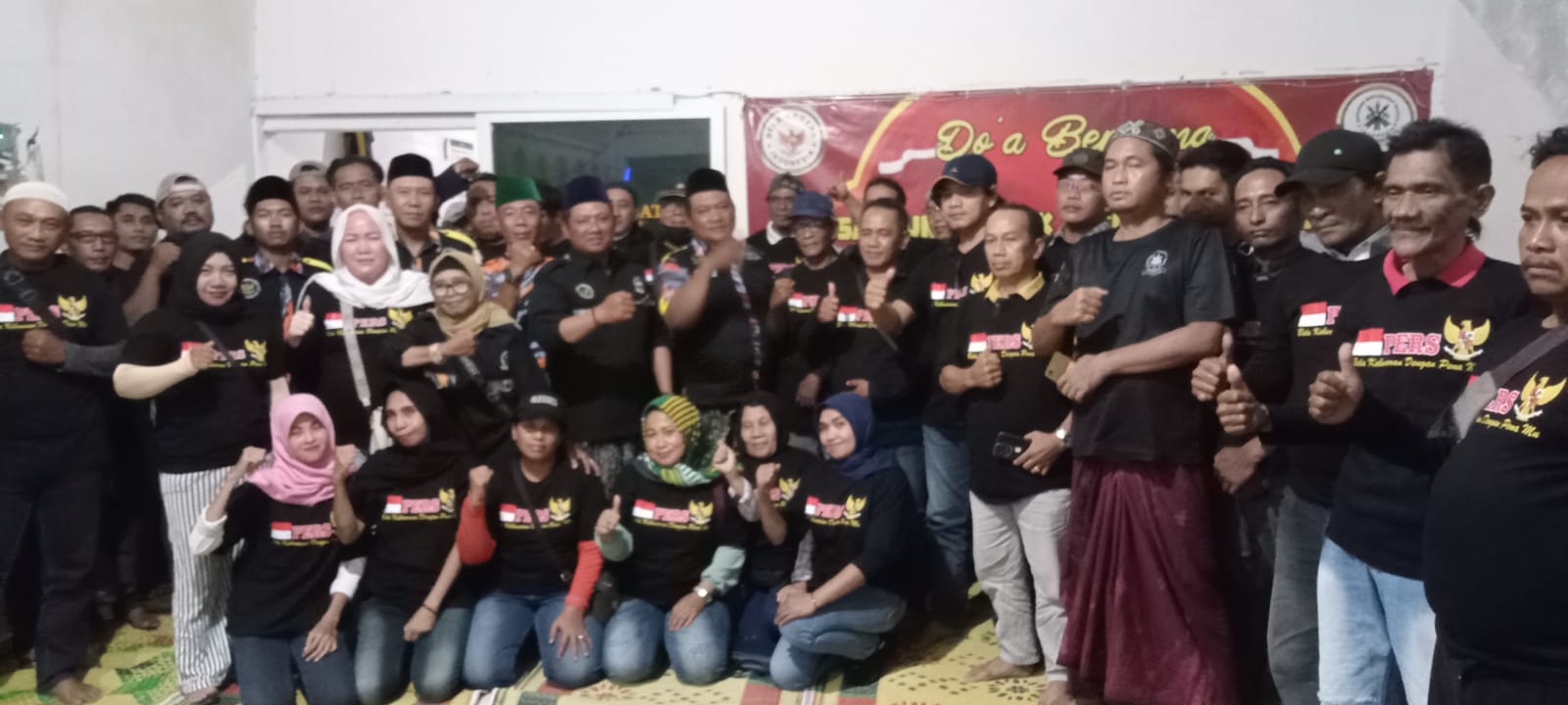 Sinergi LSM GMBI Distrik Gresik Dengan Awak Media dalam acara sosial dan santunan anak Yatim