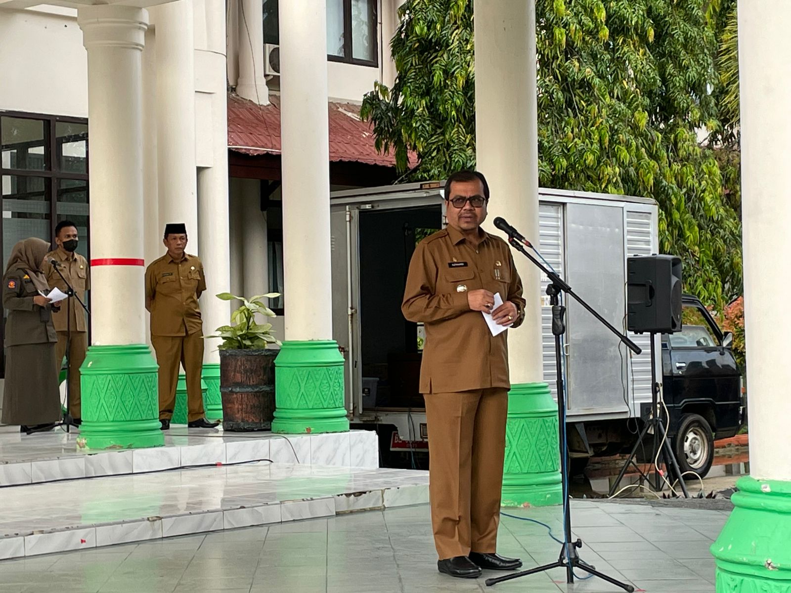 Pimpin Apel Gabungan, Pj Bupati Azwardi Ajak ASN Tingkatkan Keakraban dan Kinerja