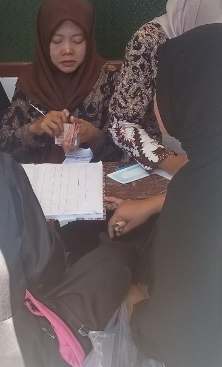 Parah...!!Masih Maraknya Dugaan Pungli Di Sekolah Negri Kepala Dinas Pendidikan Kab Tuban Terkesan Menutup Mata.