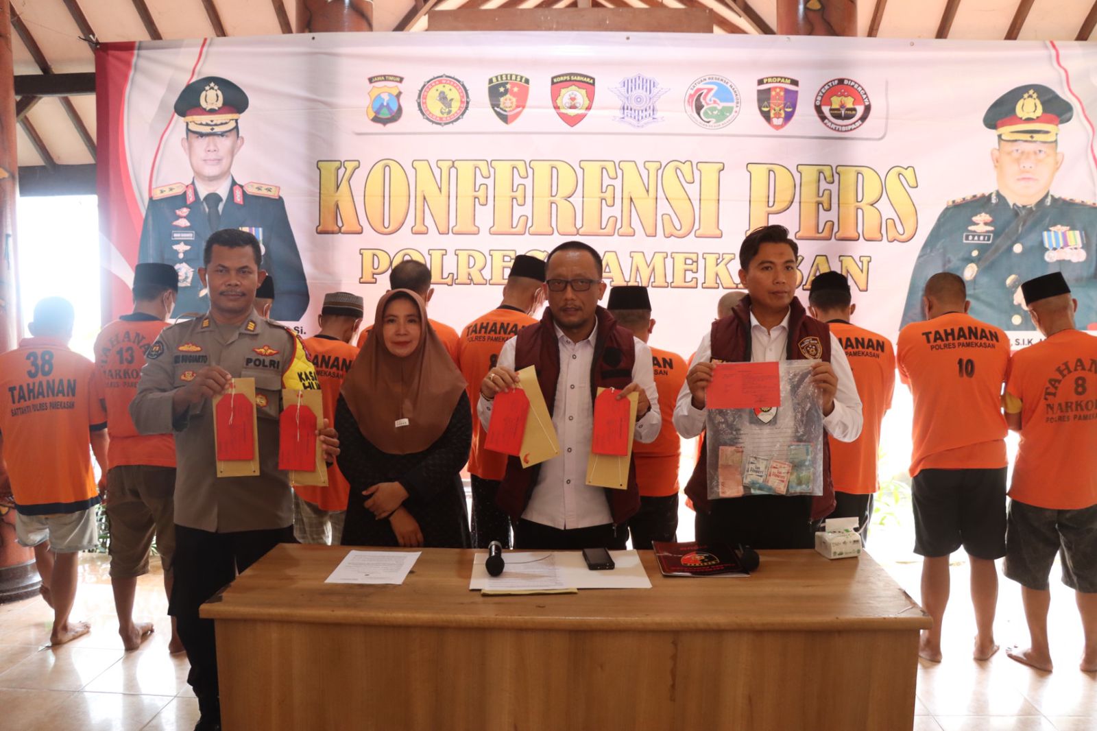 Dukung Program Asta Cita Presiden RI, Polres Pamekasan Behasil Mengamakan 16 Pelaku Perjudian