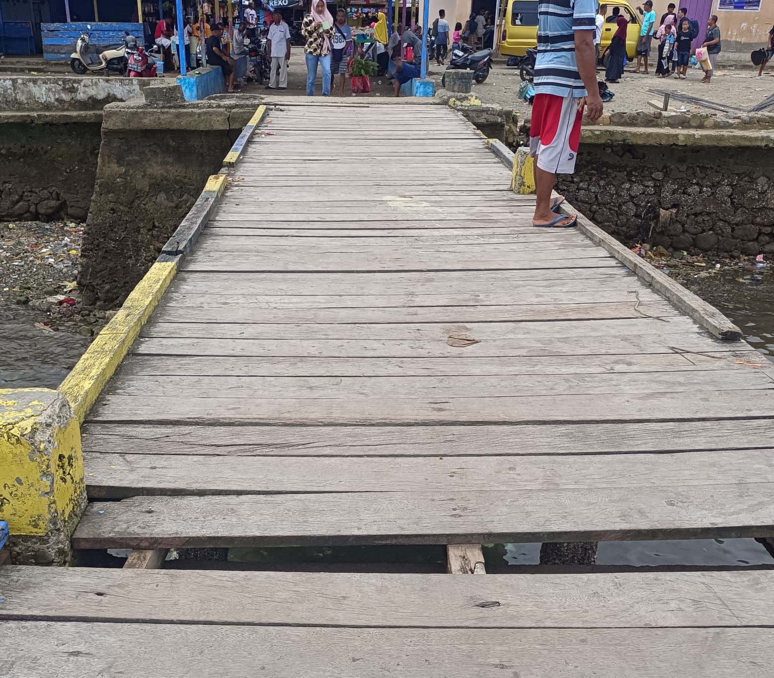 Setiap Hari Ada Penagihan Karcis Namun Dermaga Kecil Di Tahoku Malteng Mulai Rusak