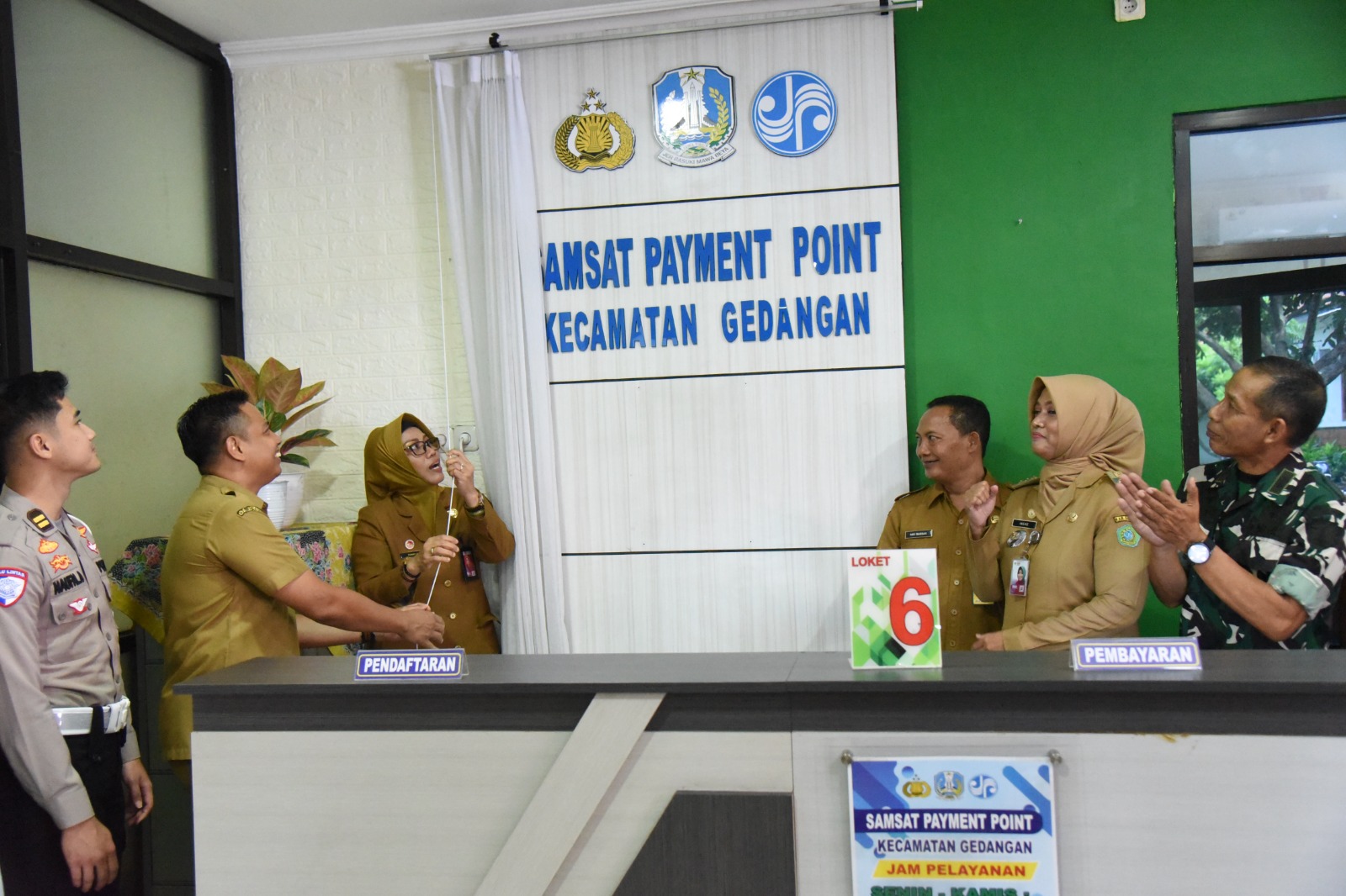 Dekatkan Pelayanan Pembayaran PKB, Pemkab Sidoarjo Buka Samsat Payment Point di Kantor Kecamatan Gedangan