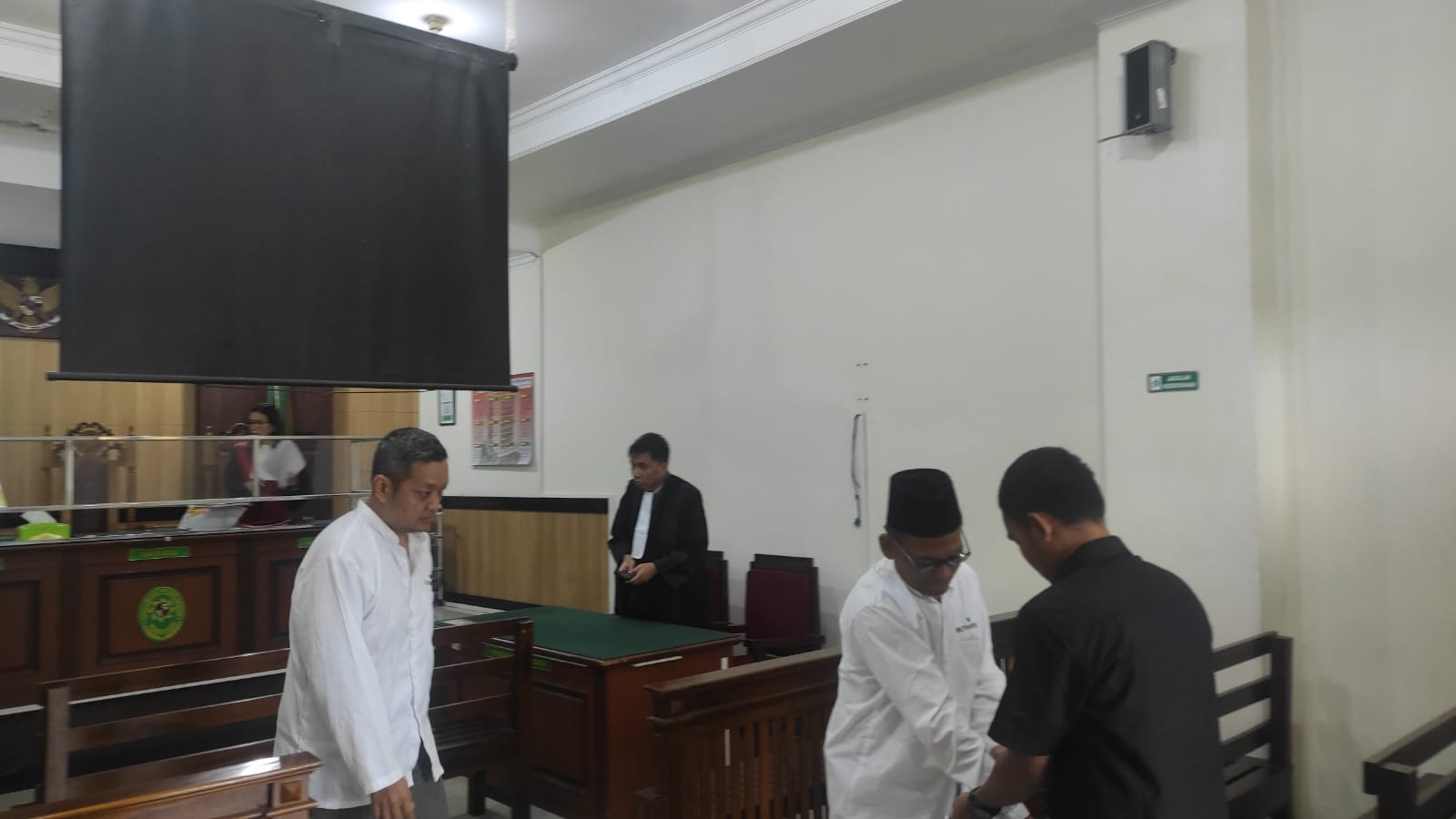 Terbongkar, Ijin Perumahan Belum Keluar Dari Pemda Penjualan Jalan Terus Uang User Masuk Ke Rekening Istri Terdakwa