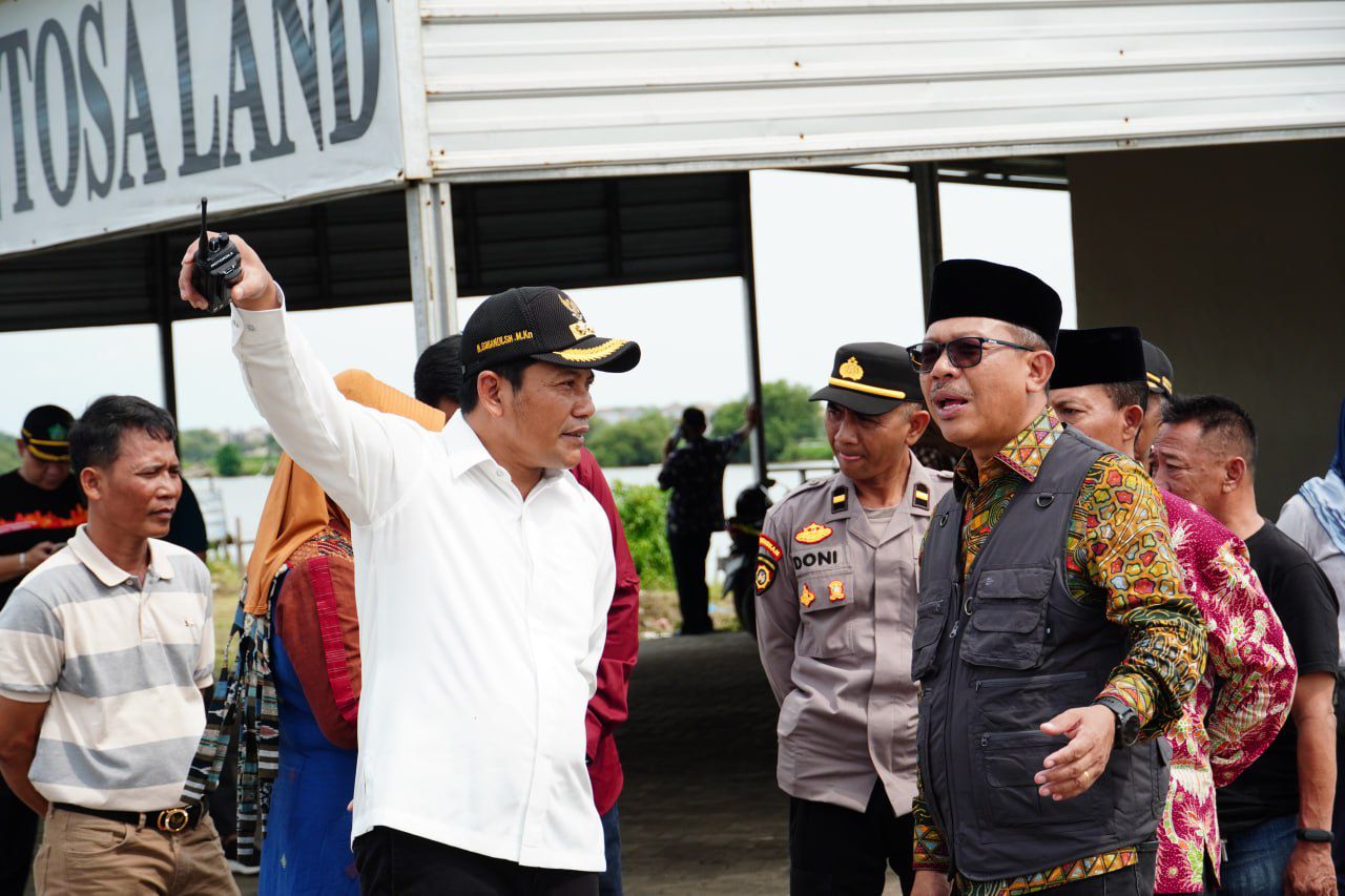 Plt Bupati Sidoarjo Sidak Jalan Rusak di Banjar Kemuning, Segera Perbaikan Bulan Ini