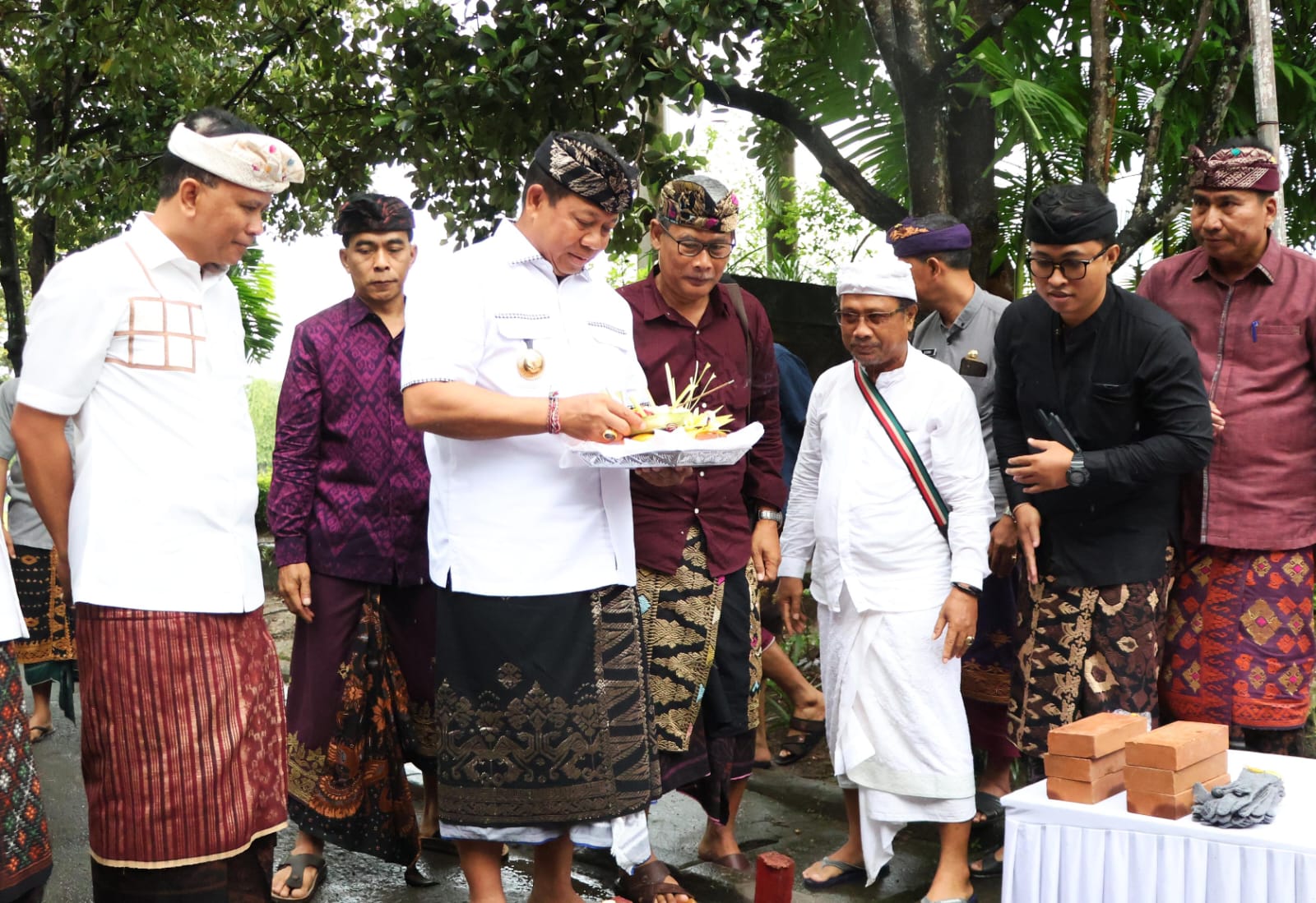 Pj. Gubernur Bali Letakkan Batu Pertama Penataan Jogging Track di Kawasan Monumen Perjuangan Rakyat Bali