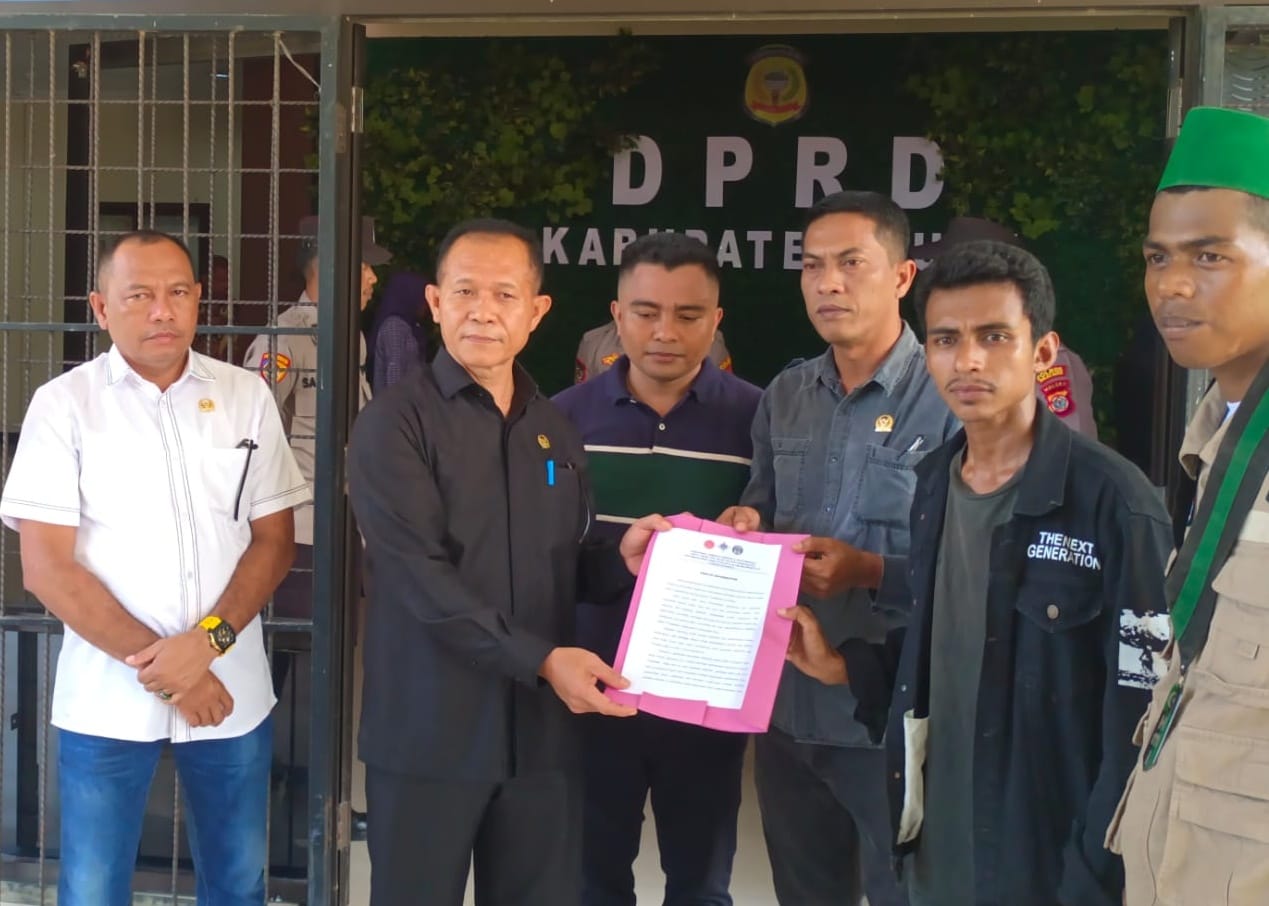 Pimpinan DPRD Buru Dukung Pempus Percepat Regulasi Perijinan Tambang Emas Gunung Botak
