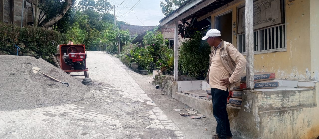 Pemdes Ngrayudan Prioritaskan Dana Desa Tahun Anggaran 2025 Untuk Bangun Jalan Paving