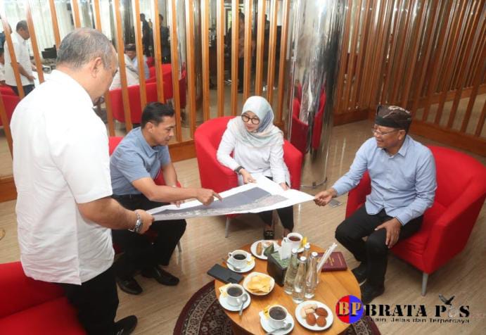 Dukung Pariwisata, TNI AU Akan Kembangkan Aerowisata di Banyuwangi