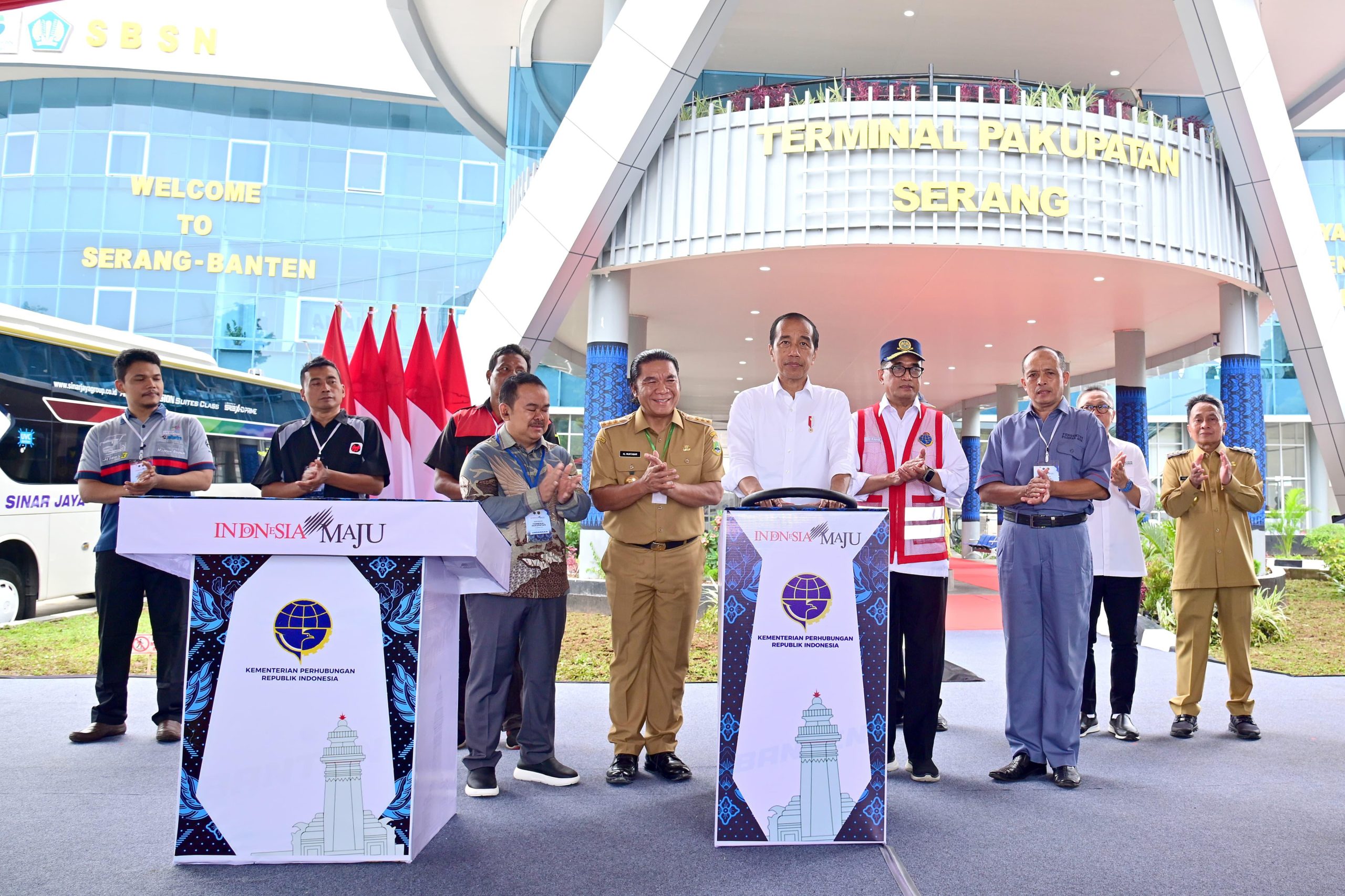 Presiden Jokowi Resmikan Terminal Pakupatan Tipe A di Kota Serang