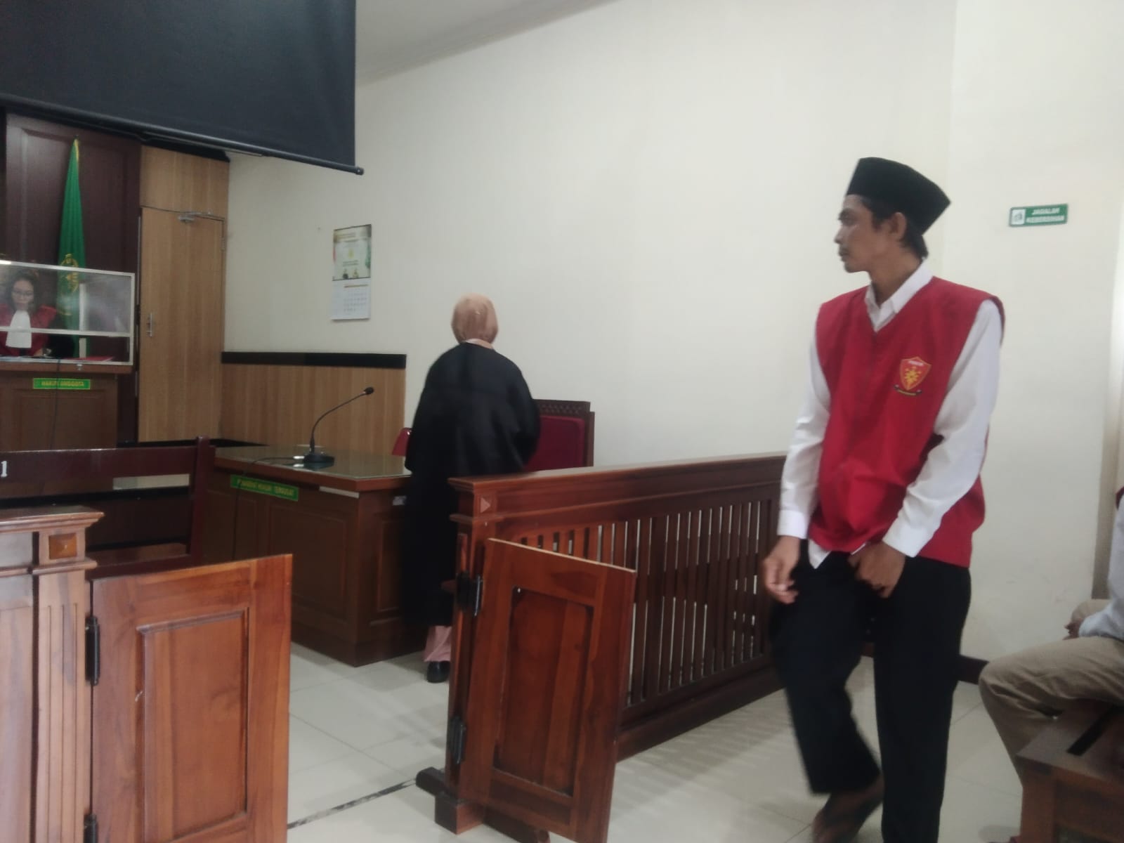 Ngiler Eskrim Mixue, Karyawati Cantik Diperkosa Teman Sekantornya, Jaksa Tuntut 8 Tahun