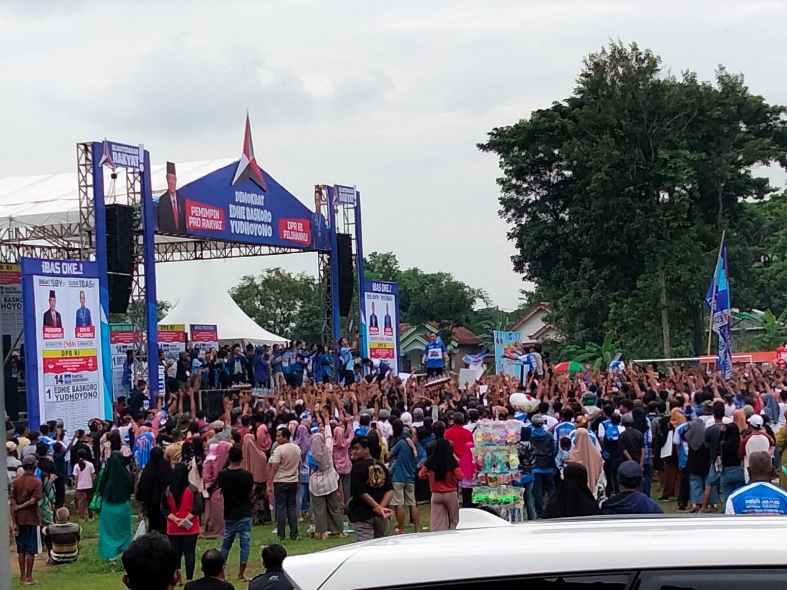 Ribuan Simpatisan Dan Kader Partai Demokrat Hadiri Kampanye Akbar Di Ponorogo