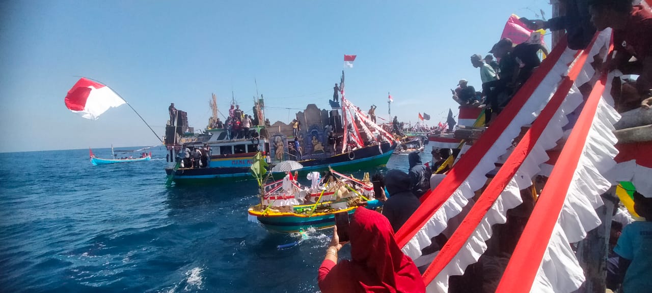Petik Laut Paiton 2024 Mengguncang Antusiasme Warga