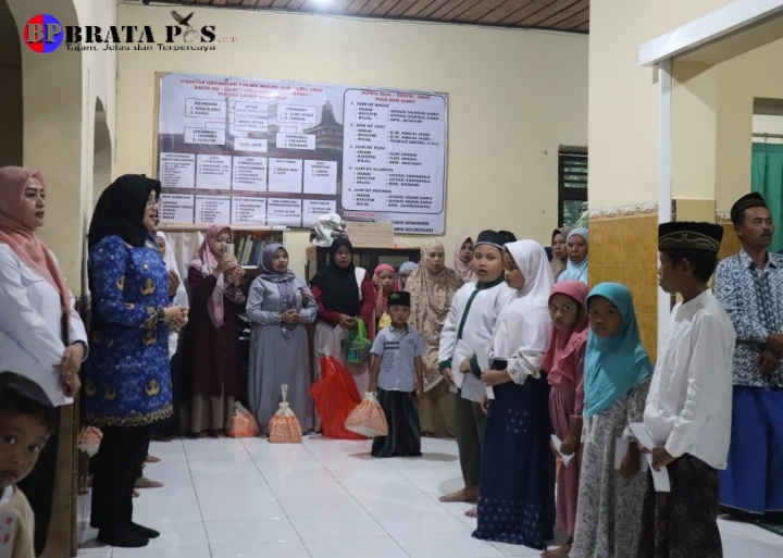 Perdana di Tahun 2024, Dasri Jadi Tempat Pertama Bupati Ipuk Ngantor di Desa