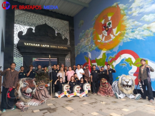 SB Si Macan Loreng Muncul di Kampus Safin Bina Bangsa Pati