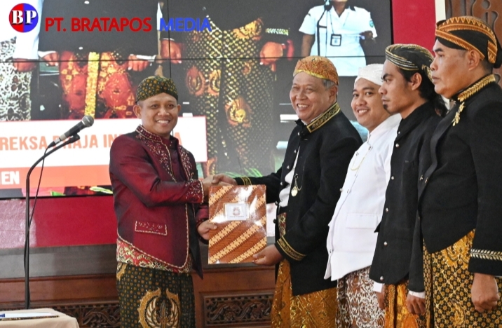 Bupati Kebumen Kukuhkan Paguyuban Kepala Desa Reksa Praja Masa Bakti 2024-2029