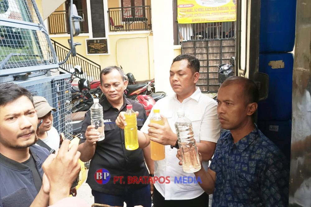 Sat Reskrim Polres Blitar Kota Gerebek Rumah dijadikan Gudang Miras Ilegal, 3 Orang Jadi Tersangka