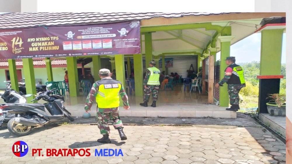 Pastikan Wilayah Aman Terkendali, Anggota Koramil Jajaran Kodim 0808/Blitar Tingkatkan Pengamanan