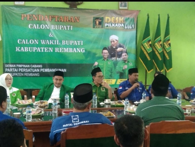 BACABUP PARTAI DEMOKRAT H. HARNO, SE. KEMBALIKAN BERKAS PENDAFTARAN BACABUP DAN BACAWABUP 2024 KE KANTOR DPC PPP KABUPATEN REMBANG