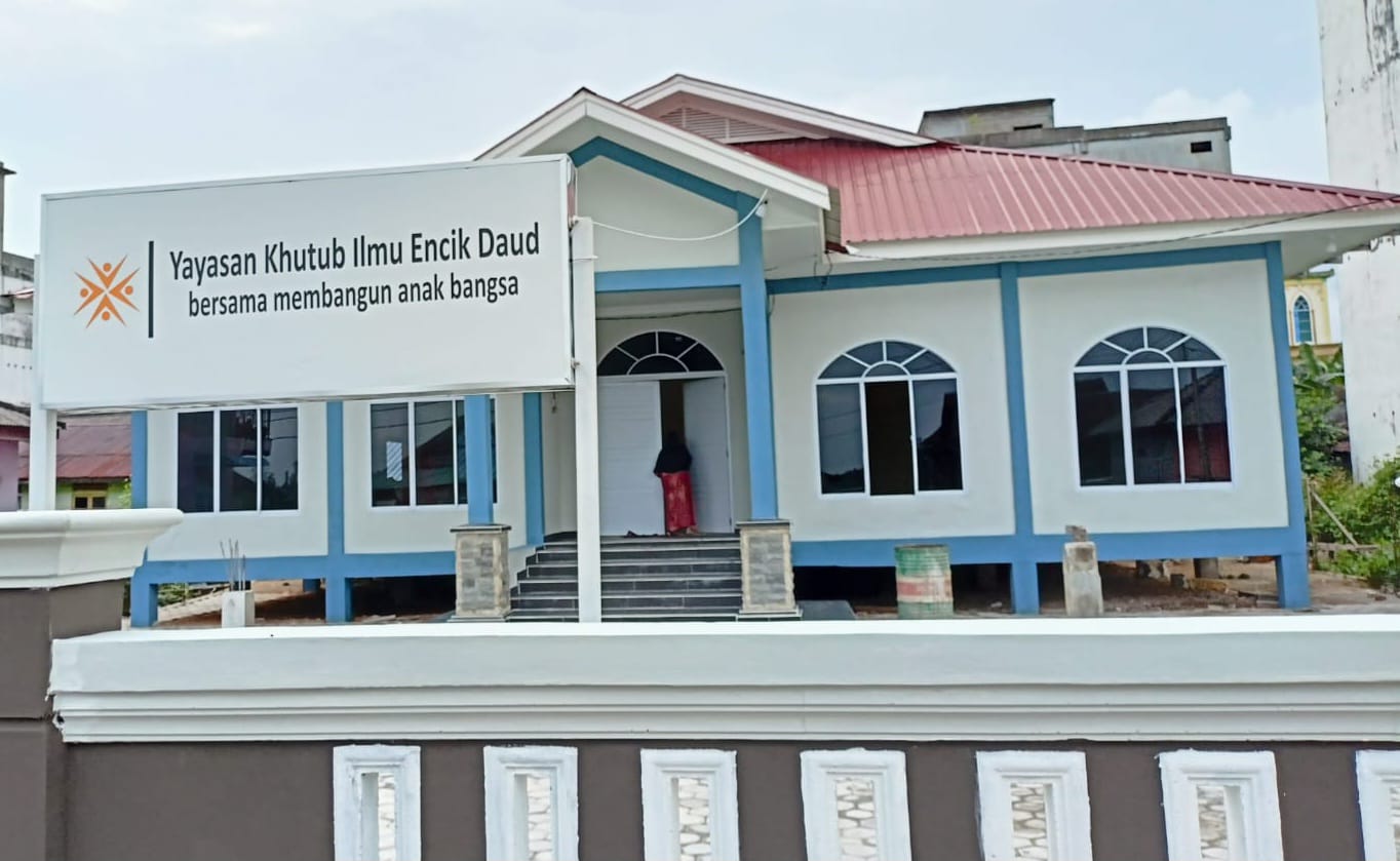 Acara Perdana Lomba Mewarnai dan Berpantun Di Gedung Tua yg Sudah di Renovasi menjadi Gedung Megah dan Multi Fungsi