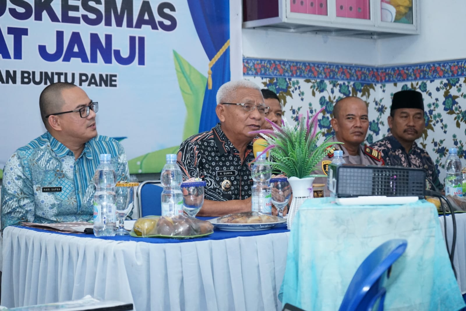 Bupati Asahan Serahkan Alat Kesehatan di UPTD Puskesmas Prapat Janji