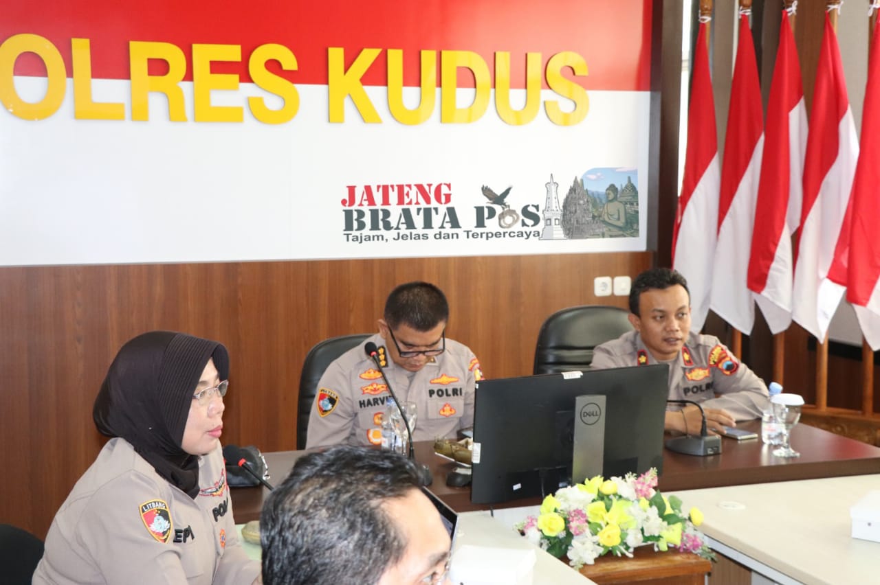 Puslitbang Mabes Polri Lakukan Penelitian Evaluasi Penggunaan Fixed Phone Di Polres Kudus