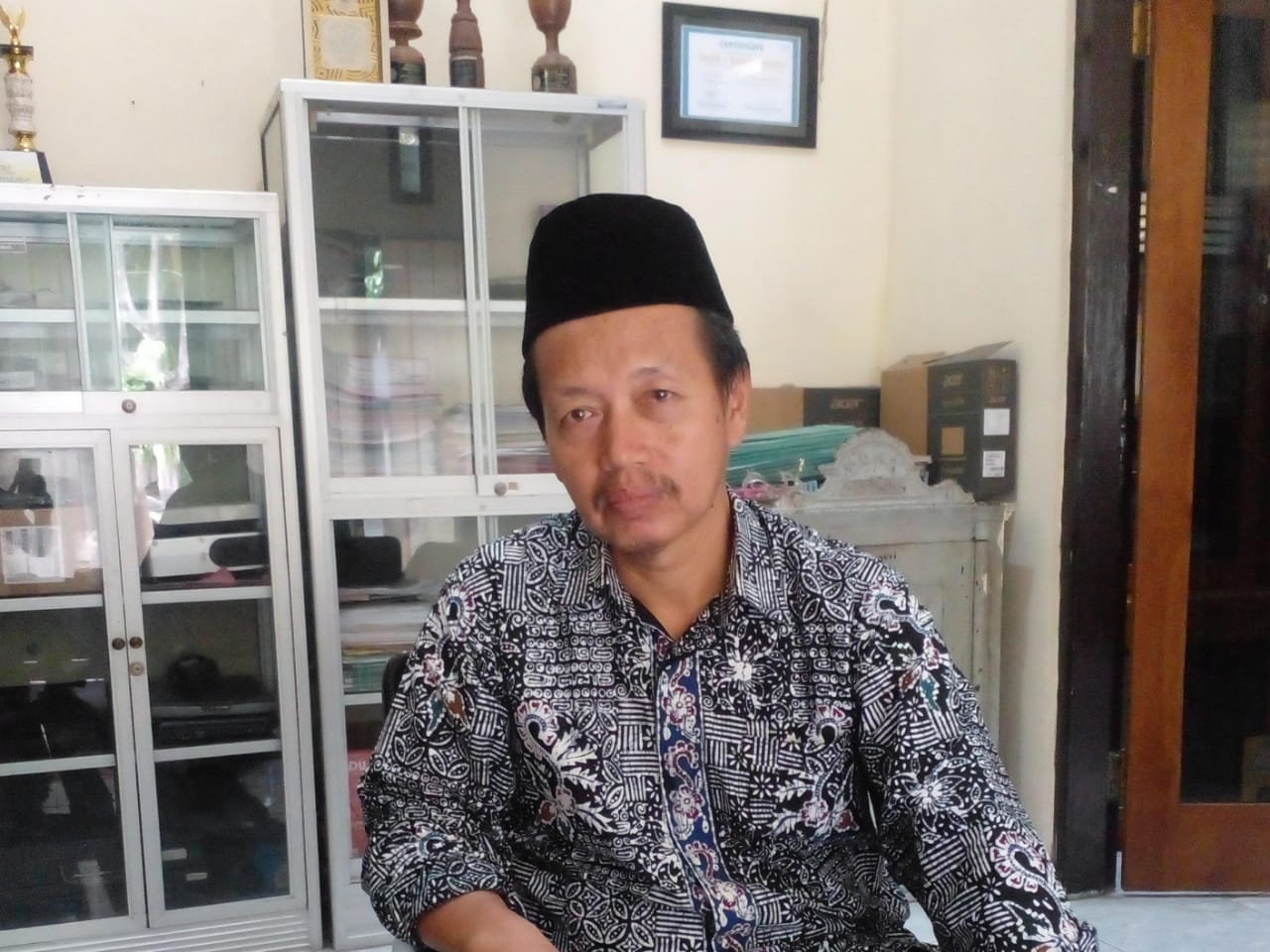 Soal Kasek Didesak Mundur Oleh Komite Sekolah, M.Sodiq Ketua PGRI Versi Unifah Rosyidi Angkat Bicara.!!