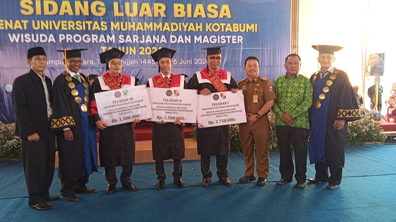 Wisuda Perdana pacsa sarjana UMKO, Nurdin habim lulusan terbaik