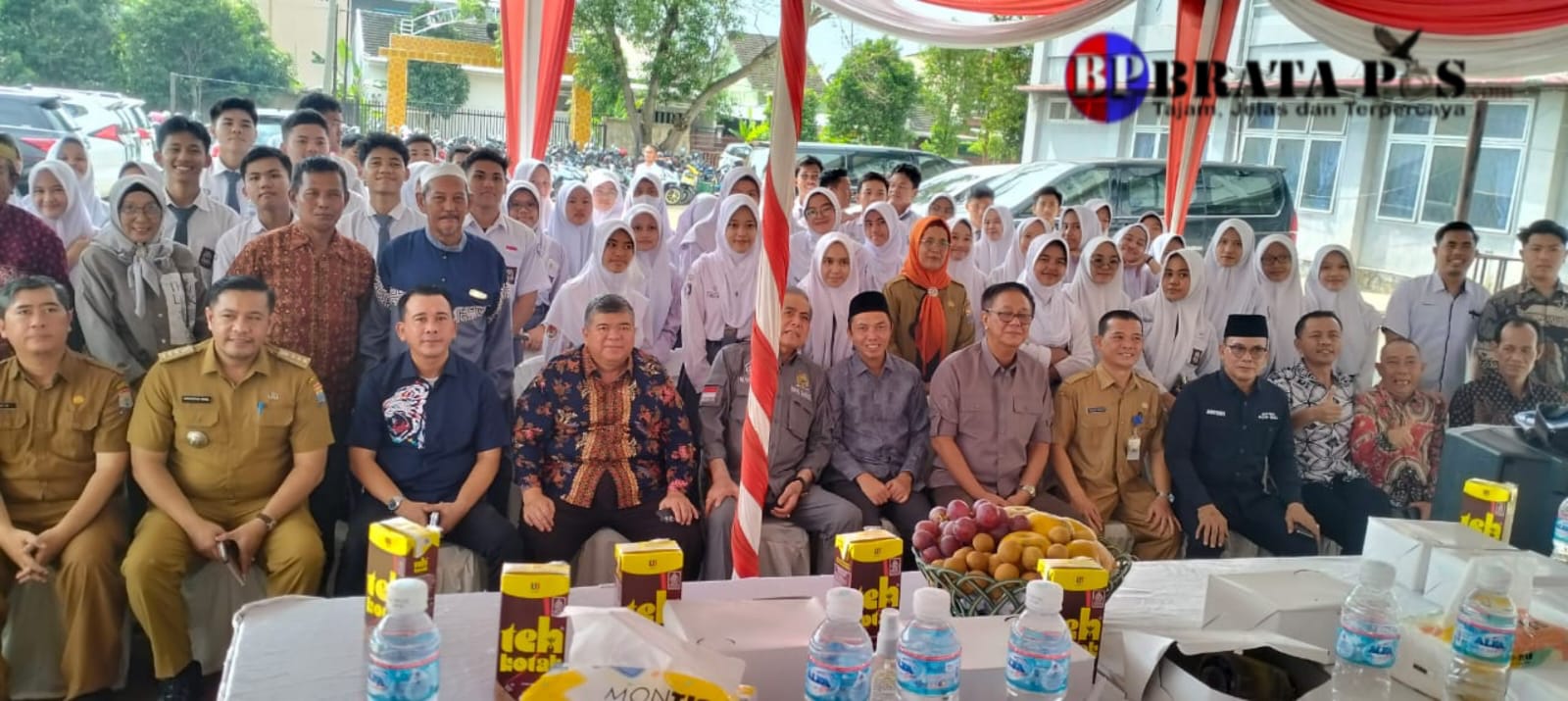 Reses Tahap I Anggota DPRD Provinsi Sumsel Dapil Sumsel II, Serap Aspirasi Di SMAN 22 dan Masyarakat di Kecamatan Alang-Alang Lebar