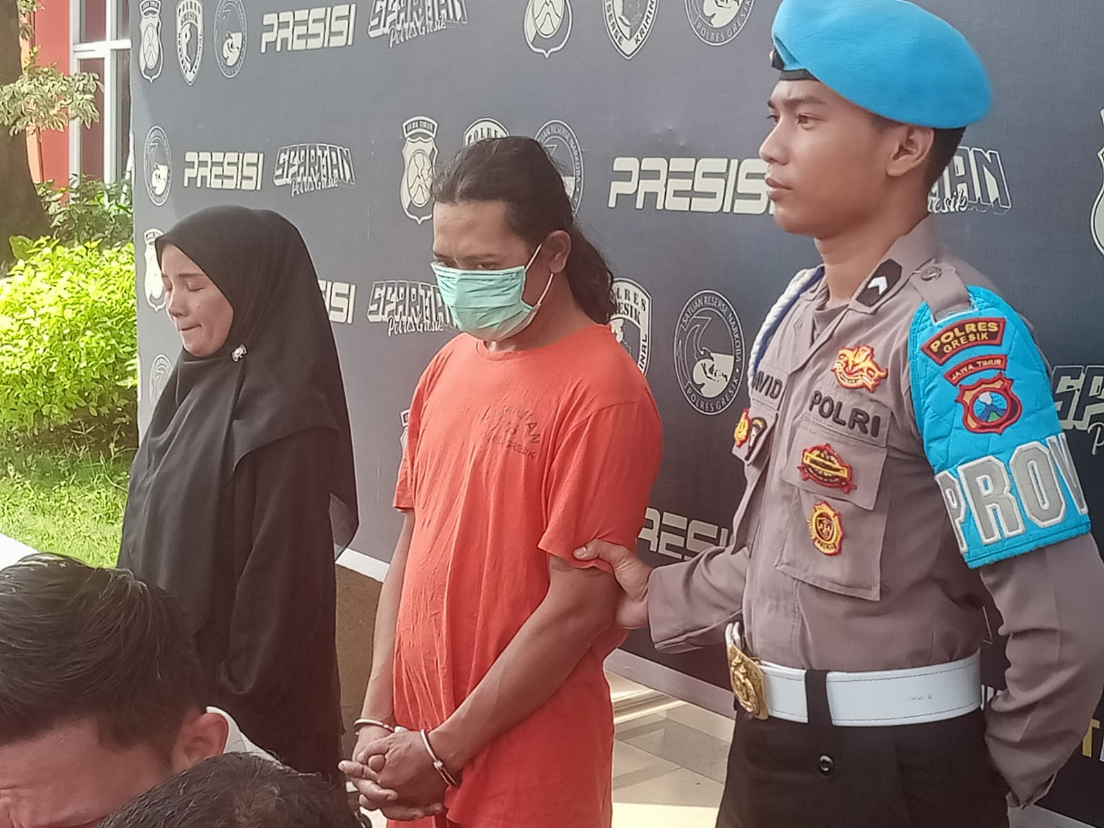 Ayah Sambung Tega Perkosa Gadis 20 Tahun, Tergiur Kemelokan Tubuhnya