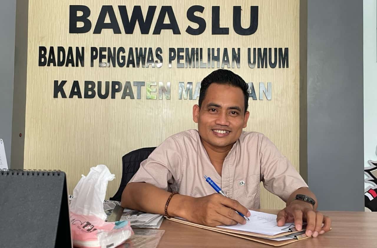 Bawaslu Magetan Gelar Pleno Tindak Lanjut Dugaan Pelanggaran Pemilu oleh KPPS di 4 TPS PSU