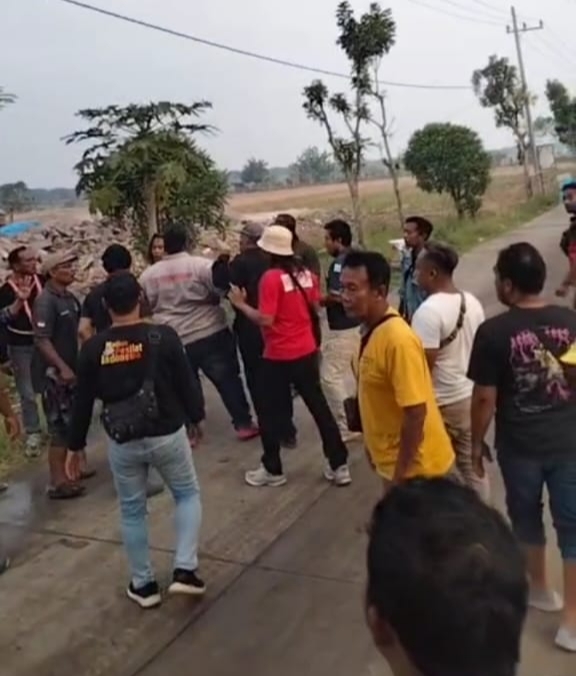 Bentrok Antar Kelompok di Kawasan Proyek Pabrik Mainan Madiun, Pekerja PT 69 Luka dan Dilarikan ke Rumah Sakit