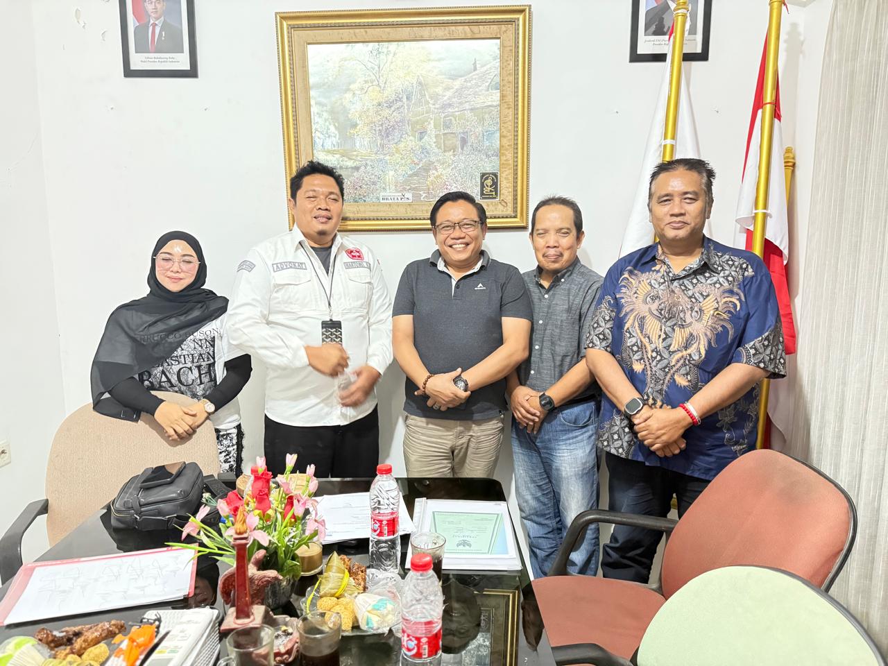 BPC PERADIN Jakarta Barat Terima Kunjungan PWI, Jalin Sinergitas Sesama Organisasi