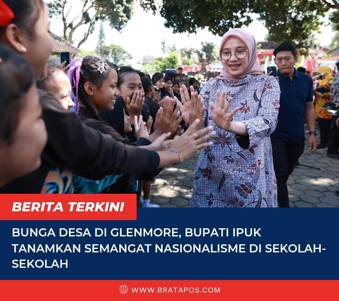 Bunga Desa di Glenmore, Bupati Ipuk Tanamkan Semangat Nasionalisme di Sekolah-sekolah